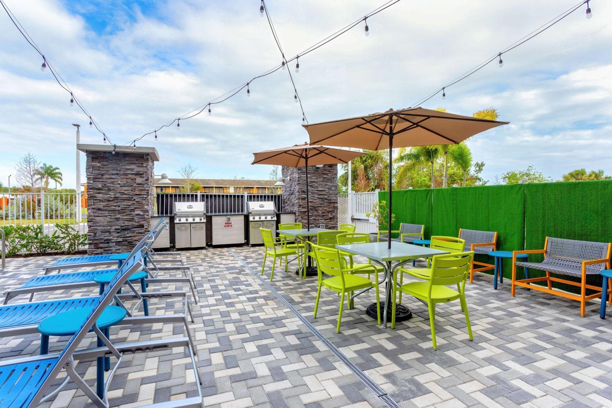 Home2 Suites By Hilton Ft Pierce I-95 皮尔斯堡 外观 照片